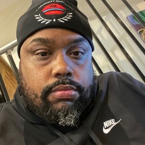 Meet your Posher, Corey